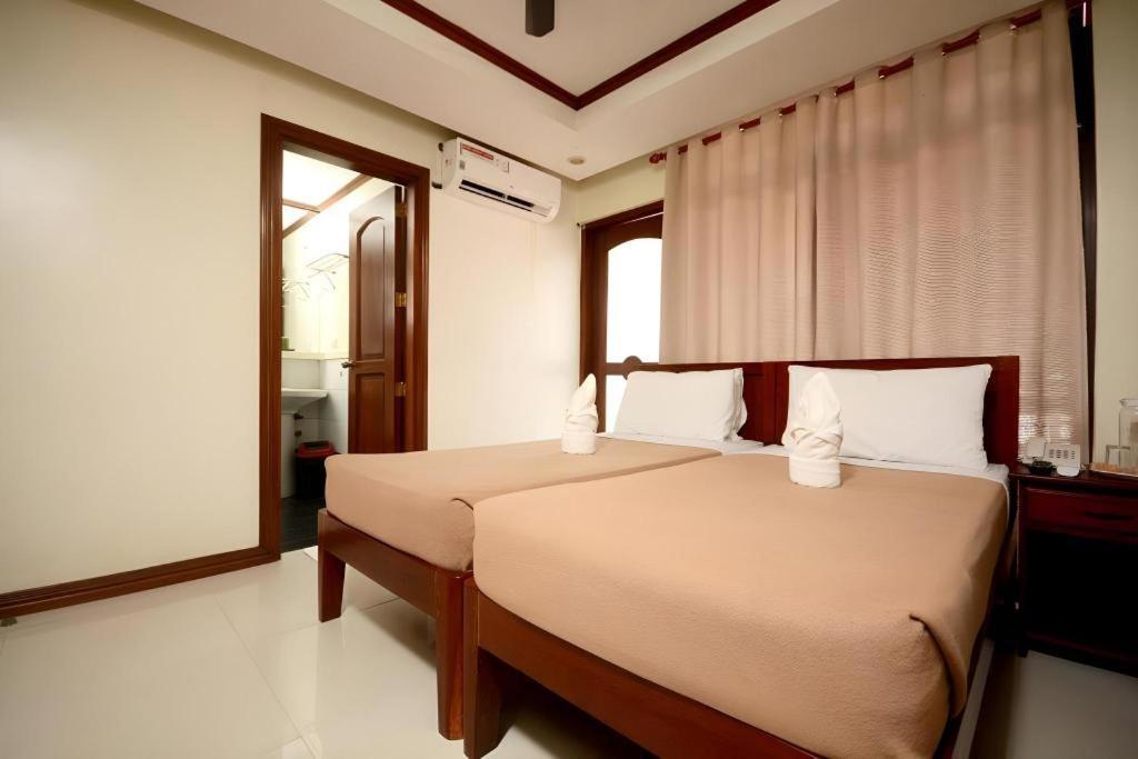 Ipil Suites El Nido Exteriör bild